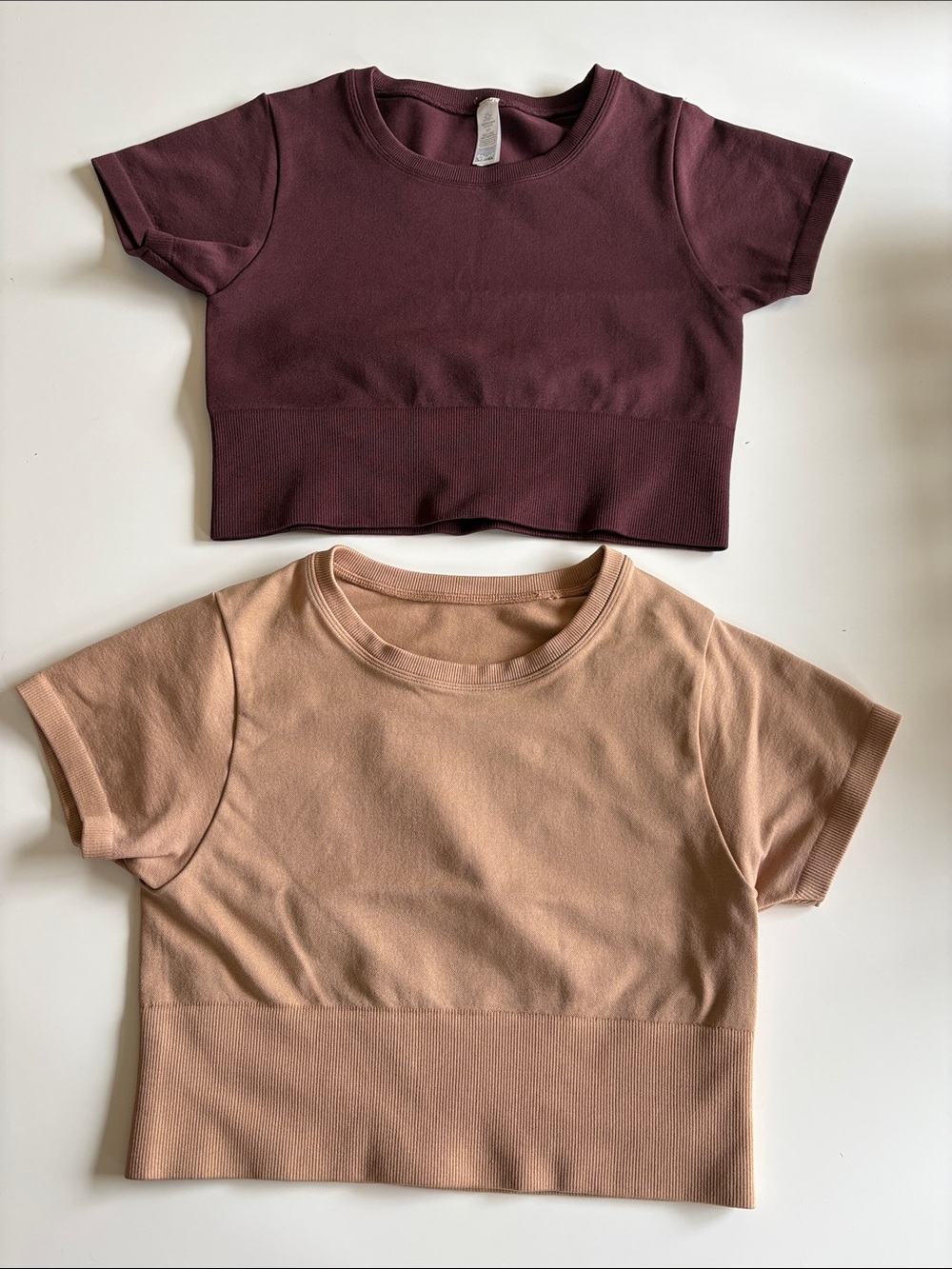 Offline set of 2 Women's Short Sleeve Crop Top Burgundy and Tan size Small